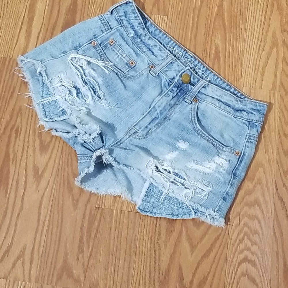American eagle outfitters shorts festival 2